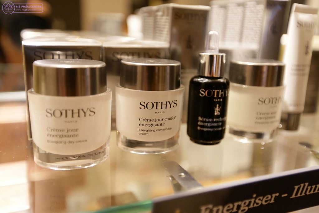 Nên dùng mỹ phẩm Sothys dưỡng da hay không?